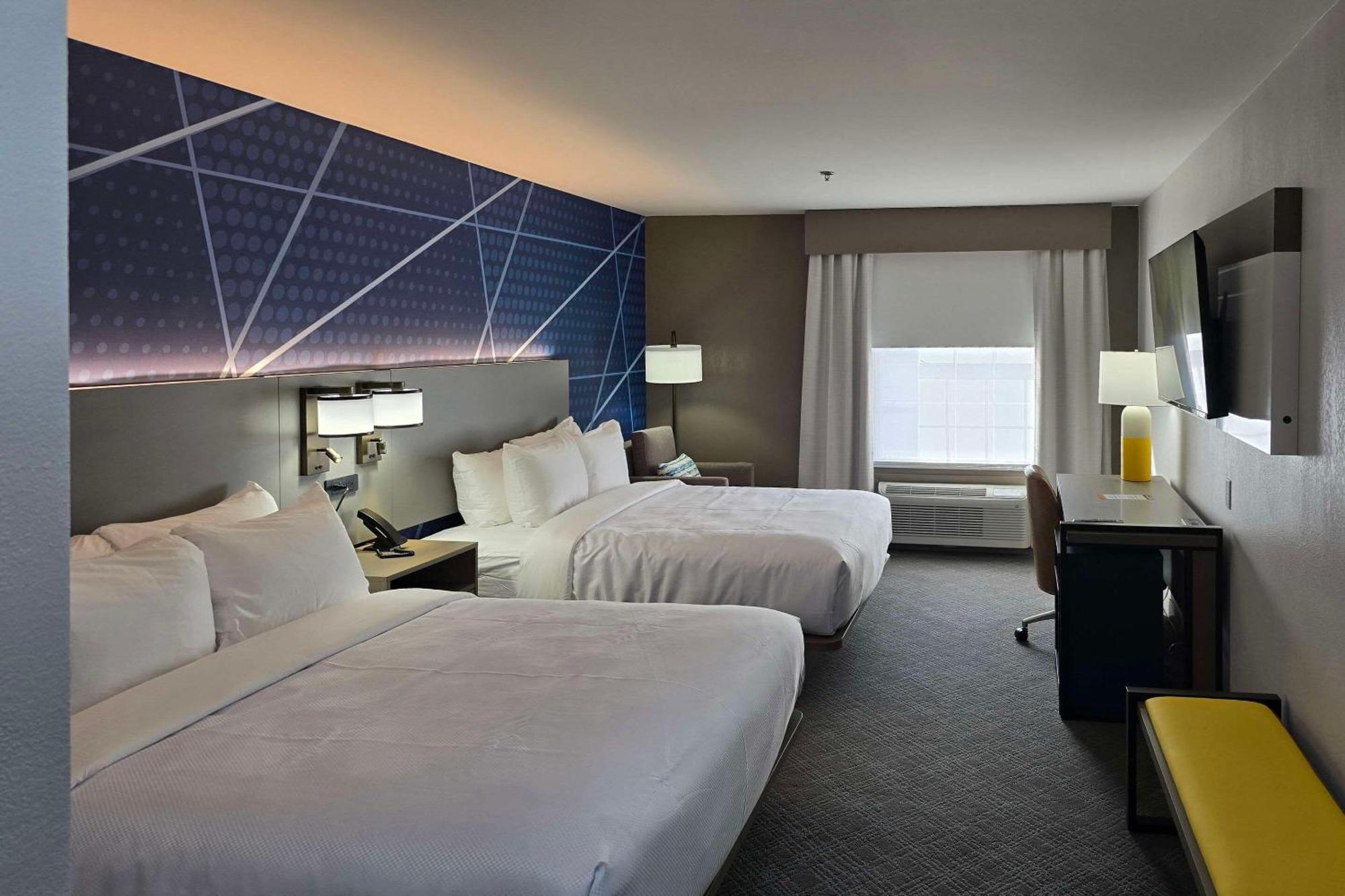 Comfort Inn & Suites Prince George - Fort Gregg מראה חיצוני תמונה
