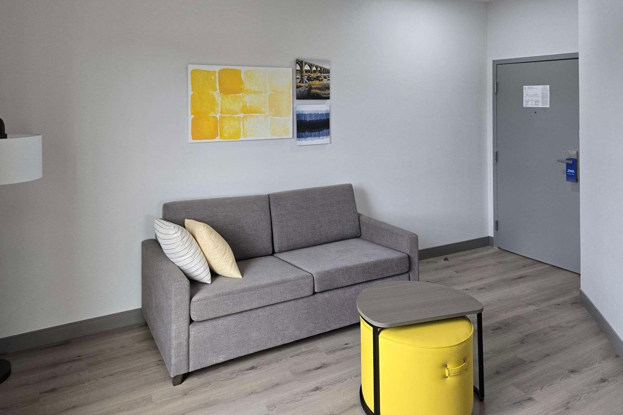 Comfort Inn & Suites Prince George - Fort Gregg מראה חיצוני תמונה