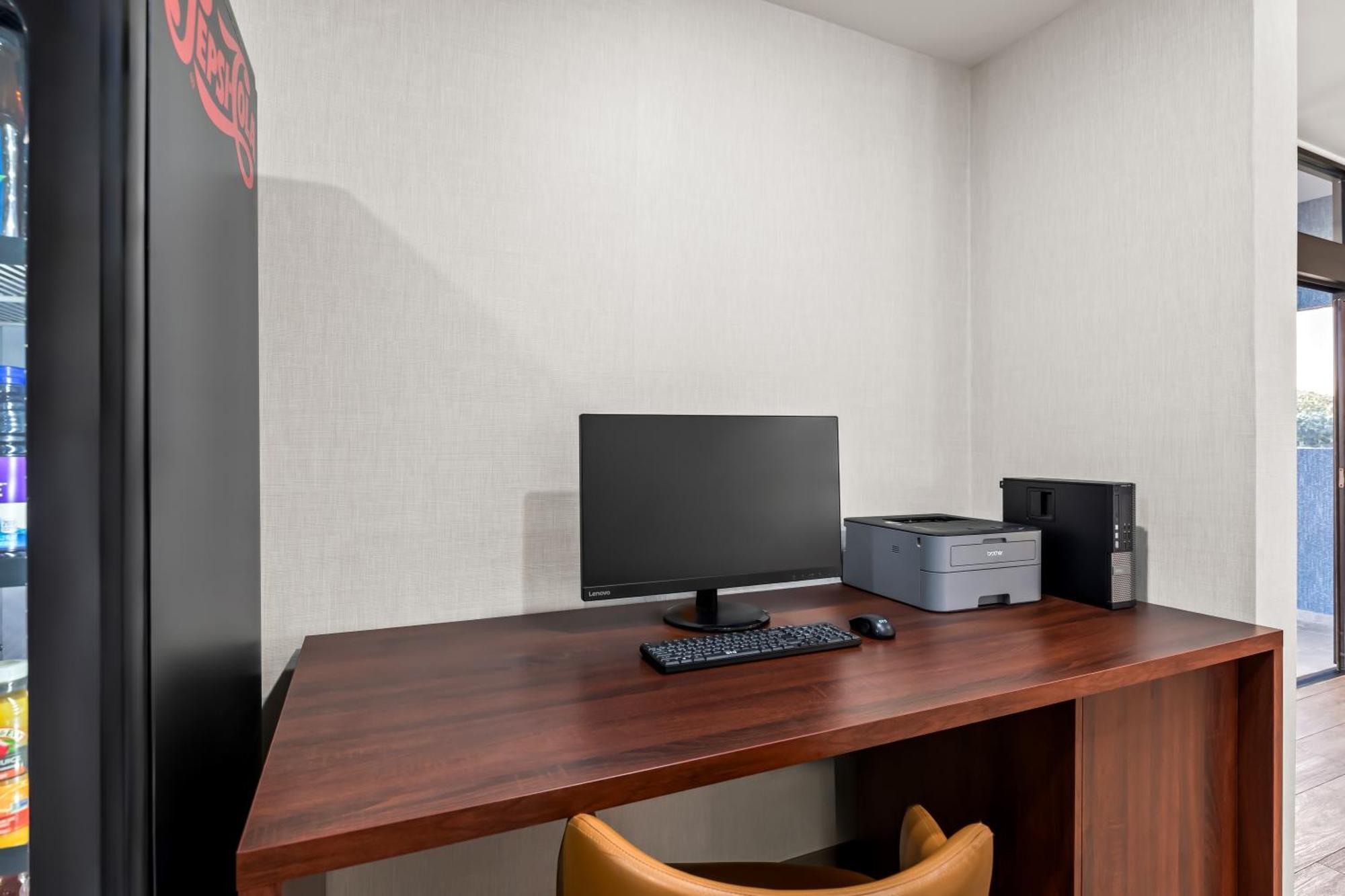 Comfort Inn & Suites Prince George - Fort Gregg מראה חיצוני תמונה